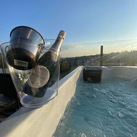 Liege Luxe & Jacuzzi Sous Les Etoiles Apartment Saint-Nicolas  Bagian luar foto